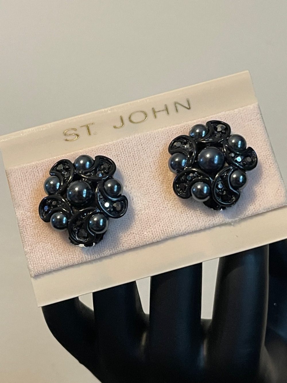 NWT Vintage St. John Black Faux Pearl & Rhinestone Cluster Clip-on Earrings